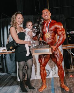 Arnold Classic 2025, bodybuilding competition, fitness event, Arnold Sports Festival, Derek Lunsford, Samson Dauda, Mitchell Hooper, Arnold Strongman Classic, Arnold Strongwoman Classic, Inez Carrasquillo, Ariel Khadr, Ashley Kaltwasser, Brandon Hendrickson, Terrence Ruffin, Isabelle Nunes, Harold Kelley, men's physique, classic physique, wellness division, strongman winners, strongwoman winners, fitness champions, powerlifting event, strength competition, bodybuilding results, Columbus Ohio, fitness industry, pro bodybuilding, sports performance, muscle building **Meta description:** Discover the winners of the 2025 Arnold Classic, featuring top athletes in bodybuilding, strongman, and fitness competitions.