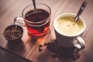 coffee, tea, herbal tea, green tea, black tea, espresso, latte, cappuccino, cold brew, iced tea, tea blends, caffeine, decaf coffee, matcha, chai, tea culture, coffee culture, brewing methods, specialty coffee, loose leaf tea, tea bags, health benefits, antioxidants, morning drinks, coffee beans, tea leaves, artisanal tea, third wave coffee, sustainable coffee, organic tea, fair trade coffee









