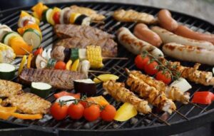 Fourth of July, 4th of July, Fourth of July BBQ, bodybuilding, fitness, muscle building, bodybuilding diet, healthy BBQ, high-protein meals, lean muscle, fat loss, healthy eating, grilling recipes, summer fitness, holiday nutrition, BBQ nutrition, protein foods, weight training, clean eating, fitness lifestyle.