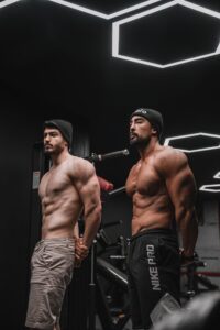 bodybuilding, muscle growth, hypertrophy, weight training, strength training, progressive overload, workout tips, recovery, protein, nutrition, cardio, free weights, gym training, bodybuilding diet, fitness, muscle building, training journal, injury prevention, supplements, bodybuilding guide
